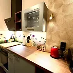 Apartamento Deluxe Mit Balkon Und Fruehstueck Im Reindahls *