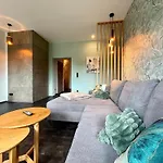 Apartamento Deluxe Mit Balkon Und Fruehstueck Im Reindahls