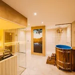 Deluxe Mit Balkon Und Fruehstueck Im Reindahls Apartamento *