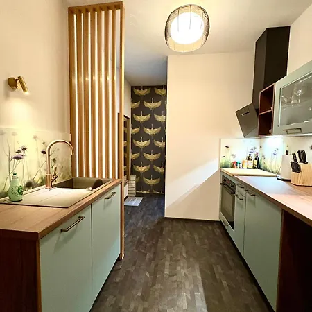 Lejlighed Deluxe Mit Balkon Und Fruehstueck Im Reindahls Wilkendorf